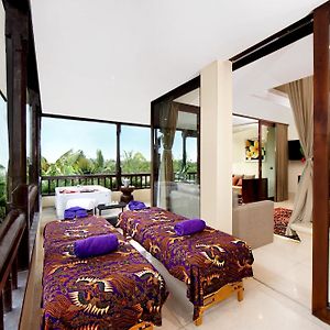 Panoramic Jacuzzi Corner Suite Daily Sunset Yoga Afternoon Tea